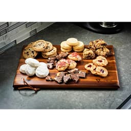 Thớt gỗ keo kích thước lớn 7COOKS có rãnh hứng nước, móc treo,miễn phí khắc tên theo yêu cầu 7