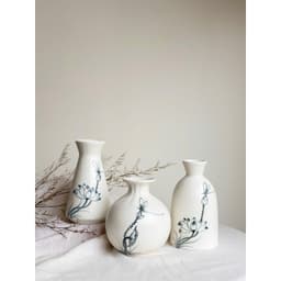 Bình Hoa Gốm Sứ Bát Tràng - Lọ Hoa Mini Vẽ tay Hoạ Tiết Sen Chuồn đơn giản tinh tế 4