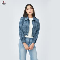 Áo khoác jean croptop nữ 1 lớp GENVIET JEANS vải denim cao cấp tôn dáng basic dễ phối đồ mặc chống nắng 8750 5