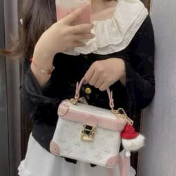 Túi cốp nữ đẹp thiết kế nổi bật và sang trọng phù hợp làm túi đi chơi và dự tiệc 7