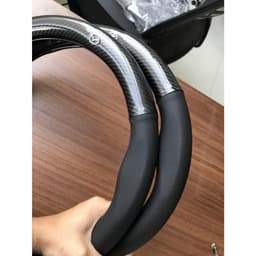 Bọc Da Vô Lăng - Bọc Vô Lăng Cacbon [CAO CẤP] Vừa Cho Xe 4 Chỗ, 7 Chỗ Full Logo Các Hãng Xe 4