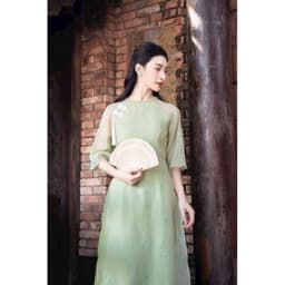 Set áo dài cách tân tơ thêu hoa 4 tà gài nút tàu đính charm tay lửng phối quần suông lụa latin xinh xắn hottrend 2026 8