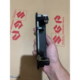 Tay mở trong ngoài xe tải ISUZU QKR210 230 270 91PS 1T9 2T4 2T8 đầu tròn (New) 8