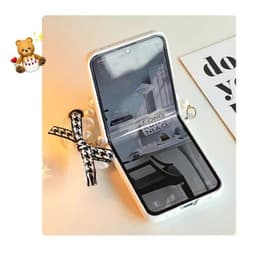 [CÓ SẴN] 2 dây - Ốp Z Flip 8 - Flip7 - Flip6 - Flip 5 trắng phủ da kèm dây ngọc tiểu thư và thanh bảo vệ bản lề 9