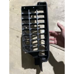 Bậc Lên Xuống ISUZU NQR-NPR 5 Tấn Và ISUZU QKR270 -230 Đầu Vuông 8