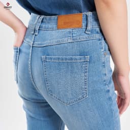 [ẨN] Quần dài Nữ Genviet vải Jeans Trẻ trung form Slimfi 8157 5