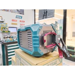 Máy sạc bình ắc quy cho xe máy và ô tô 12V/24V Total TBC1601-TBC1501 2