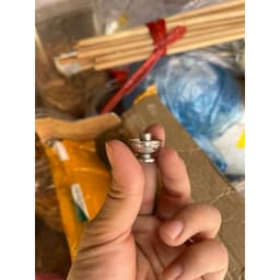Chén Hứng Dầu Triện (MS02) chất liệu Đồng Chống Kiến Gắn Vào Móc Lồng Chim Hàng Phụ kiện lồng chim Huyền Trần 4