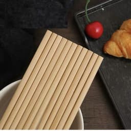 Combo 10 đôi đũa tre tự nhiên , không hóa chất , đũa chống mốc,  hàng Việt Nam Bền Đẹp An Toàn 4