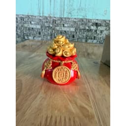 Hũ đựng muối gạo sứ trang trí ban thờ thần tài mang lại may mắn cho gia đình. 3