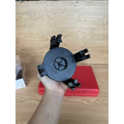 Vam nắp bình xăng ô tô 4 chấu đa năng tự xiết cao cấp 5