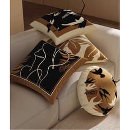 Gối tựa sofa, trang trí phòng khách hoạ tiết PHỤC HƯNG GOTHIC chất liệu nhung lông đào 2