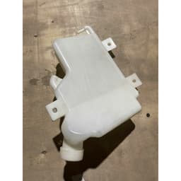 Bình nước phụ isuzu NPR 5 tấn Hàng Chính Hãng 3