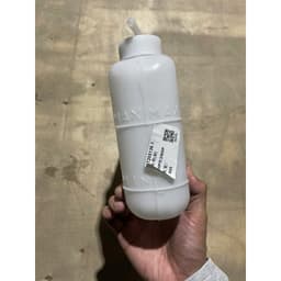 Bình nước rửa kính Isuzu QKR, bình nước phụ QKR Hàng Chính Hãng 3