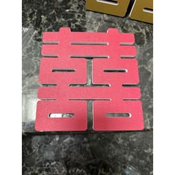 CHỮ HỶ CẦM TAY CHỤP ẢNH - TRANG TRÍ BÀN GIA TIÊN SIZE 18CM 6