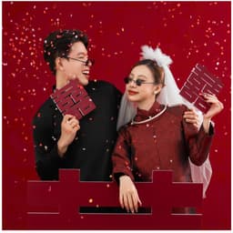 CHỮ HỶ CẦM TAY CHỤP ẢNH - TRANG TRÍ BÀN GIA TIÊN SIZE 18CM 1