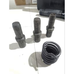 Máy Tán Đinh Rivet Sắt Si Xe Tải Khí Nén 4