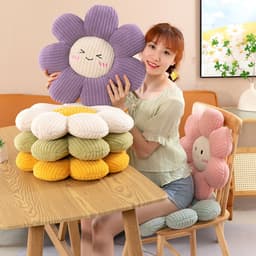 Đệm ngồi hoa cúc 5D bệt mềm mại, kích thước 48cm, lót ghế nhung tăm êm ái, tạo sự thoải mái tuyệt đối nhà MIU GẤU XINH 2