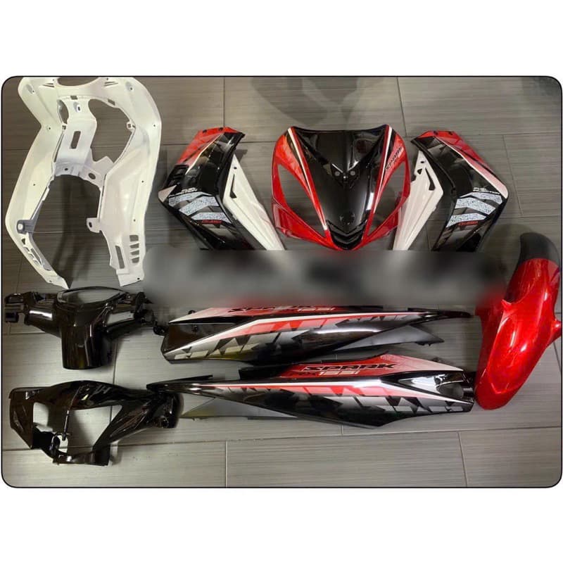 Dàn áo Exciter nhỏ đỏ Spark có tem