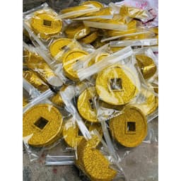 Đồng tiền vàng, đĩnh vàng mô hình trang trí tết bằng mút xốp decor nhiều kích cỡ 6