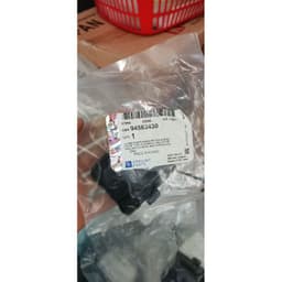 Nắp che móc kéo xe trước và sau cruze 2010-2018 lacetty cdx 2