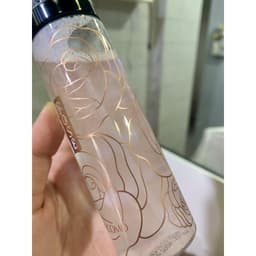 Xịt khóa nền GECOMO hoa hồng có nhũ bắt sáng,cấp ẩm 100ml - Hity Beauty 9