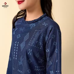 [ẨN] Áo Dài Jeans Nữ GENVIET JEANS Dáng Suông Tay Loe Lửng Thuê Họa Tiết Diện Tết Du Xuân 2025 W241.G. 8826 4