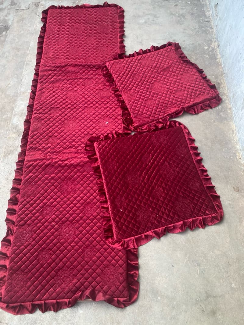 Thảm ghế mùa đông. Thảm ghế cao cấp một dài hai ngắn có khóa tháo rời ngang 55cm đến 60cm