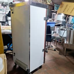"Tủ hấp công nghiệp cho cơm, giò chả, xúc xích, xôi, bánh và gà ủ muối - giải pháp hoàn hảo cho bếp!" 3
