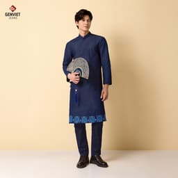 BST Tết 2025 Áo Dài Nam GENVIET JEANS Vải Denim Dáng Suông Truyền Thống Họa Tiết Viền Nổi Tinh Tế W241.G. 8795 1