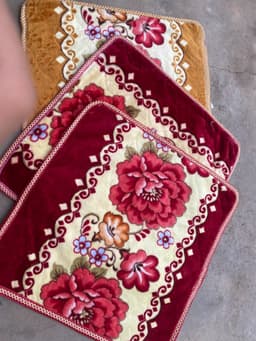 Đệm ngồi êm ái thoải mái kích thước 54cm x54cm, tấm rời vuông lấy từ thảm ghế một dài hai ngắn màu sắc đẹp 4