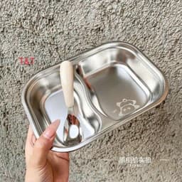 Khay ăn 2 ngăn kèm thìa hình thú dễ thương chất liệu inox không rỉ an toàn cho các bé 1