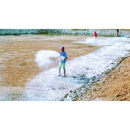 Vôi bột nông nghiệp giúp cải tạo đất, hạn chế nấm bệnh cho cây trồng 2