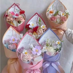 Cốt giấy TAM GIÁC VIỀN BƯỚM bó hoa, bó 10-15 bông, cốt định hình cho bó hoa cực tiện lợi... 3