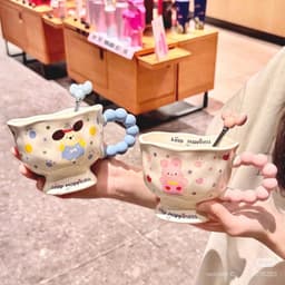 Cốc Sứ Kèm Thìa Có Tay Cầm Tròn Siêu Xinh Họa Tiết Cute ( Kèm Hộp Quà Tặng ) 2