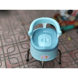 Bô vệ sinh cho bé có ngai tựa lưng Việt Nhật - Dụng cụ vệ sinh tiện lợi cho bé nhiều màu sắc AMIZIN 9