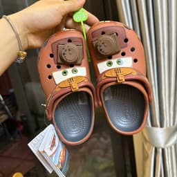 JDK Store_Dép Sục Clog Car Mater Trẻ Em Người Lớn 7