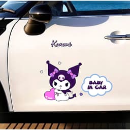 "Decal ô tô Kuromi dễ thương chữ 'Baby In Car', chống nước, bảo vệ kính hậu và che vết xước." 1