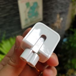 [ZIN Chân Tròn] Đầu Nối Chuyển Đổi 2 Chấu EU cho Sạc AP Macbook iPad Không Lo Gãy Chân Cắm 4