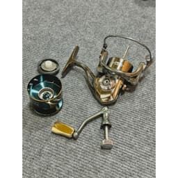 Máy Câu  lure Cao Cấp DEBAO Chính Hãng  W.D 2500  Đến 7000  Chuyên lure Lóc Sộp chẽm & lăng xê & Câu Ngâm 2