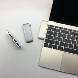 Cổng chuyển HyperDrive HDMI 4K USB Type-C hỗ trợ sạc nhanh 5 trong 1 4