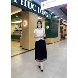 Áo Ren Nữ Cổ Tim Tay ngắn - Thiết Kế Ôm Tôn Dáng, Họa Tiết Thêu Nổi Thanh Lịch  M293 6