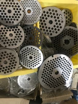 Phụ kiện thay thế MÁY ĐÙN THỊT 22 – 32 MẶT SÀNG VÀ DAO INOX NHIỀU KÍCH CỠ LỖ: 2MM – 3MM – 4MM.... 5