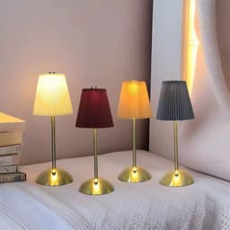 Đèn đọc sách phòng ngủ khách sạn quán cà phê đèn bàn bảo vệ mắt bằng vải LED cảm ứng ba màu 2