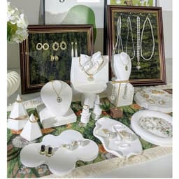 KHAY THẠCH CAO MÔ HÌNH TAY CHÂN, ĐỰNG ĐỒ TRANG TRÍ, CHỤP ẢNH SẢN PHẨM 2