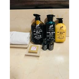 CHÍNH HÃNG Sữa Tắm Trà Xanh Mướp Đắng, Dầu Gội Gừng Bưởi Hoa Cúc Mộc Việt 4