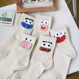 Set 5 Đôi Tất Cao Cổ Nữ Họa Tiết Biểu Cảm Phong Cách Dễ Thương Màu Muối Tiêu TT71 3