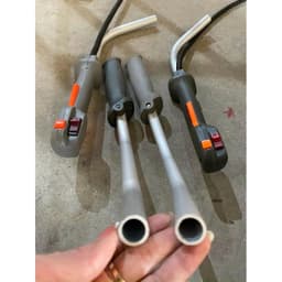 TAY LÁI ( TAY GA) CÓ CÔNG TẮC DÙNG CHO MÁY CẮT CỎ HUQVARNA 143/541 1
