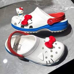 [Cá Sấu ]Sục Dép Cá Sấu Hello.Kitty Trắng Viền Xanh Cho Người Lớn Cao Cấp 2