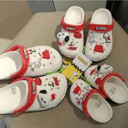 |PPSNK3 | Dép Cá Sấu Người Lớn Unisex Hoạt Hình Snoo.py Pea.nuts Kèm Sẵn Hình Gắn Như Ảnh 1